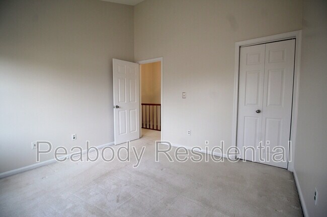 Building Photo - 6423 Little Potters Ln