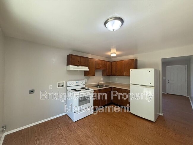 Building Photo - 4952 Leeper St
