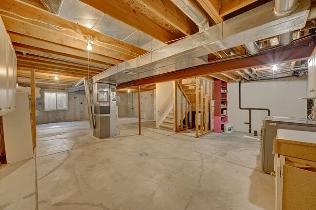Building Photo - 1625 Flint Ct