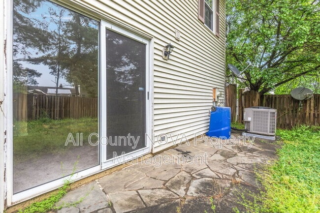 Building Photo - 7612 Indian Hills Dr