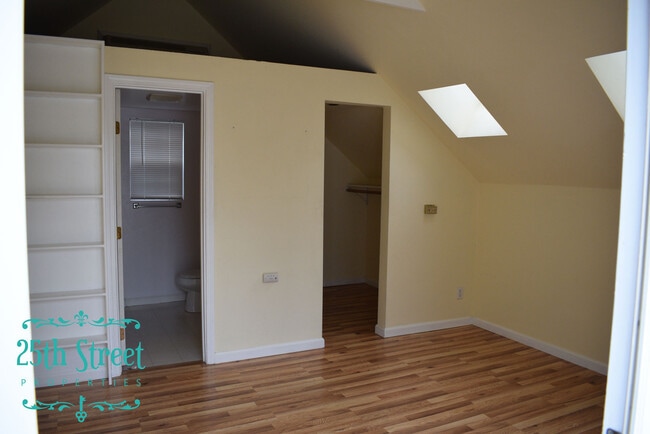 Building Photo - 1181 37th St