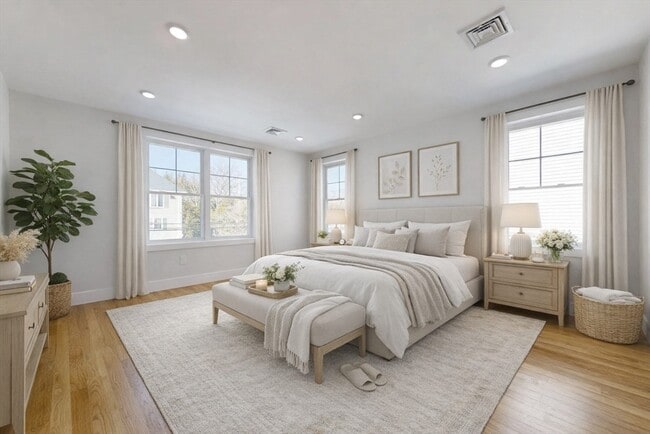 Building Photo - 73A Trowbridge St