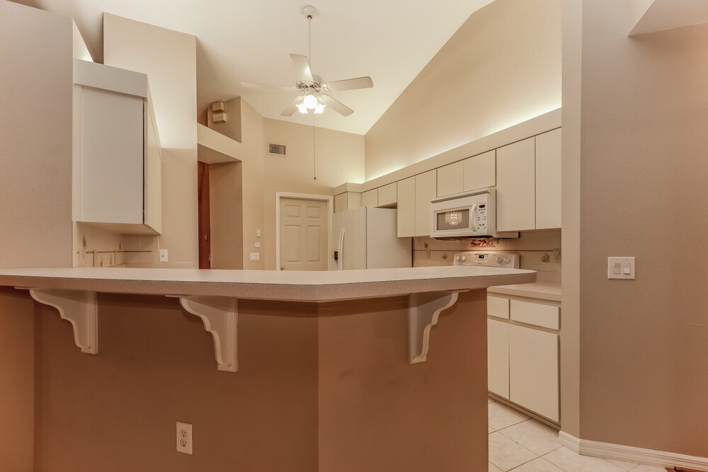 Building Photo - 9142 Buena Mesa Dr