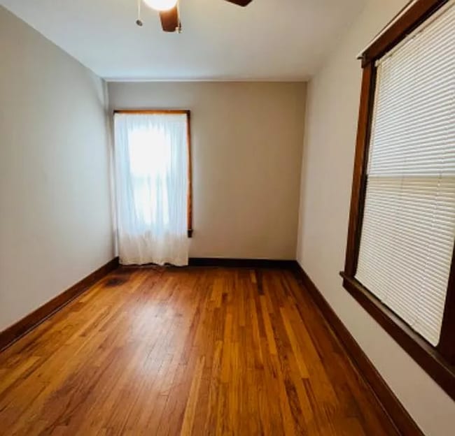 Building Photo - 6116 Pinkney St