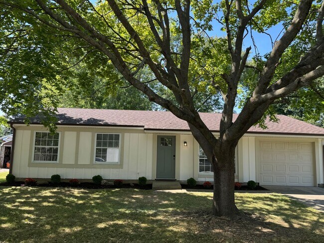 Building Photo - Remodeled Three Bedroom Single Family Home...