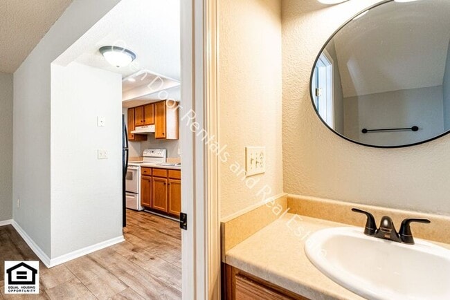 Building Photo - 7707 E State Blvd