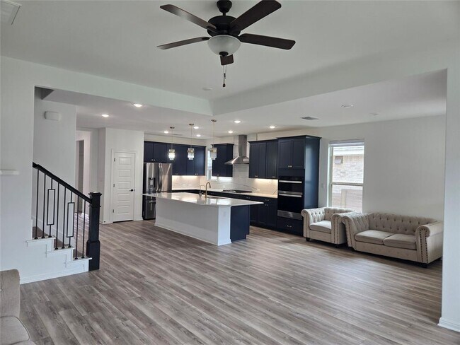 Building Photo - 3437 Jaulan St