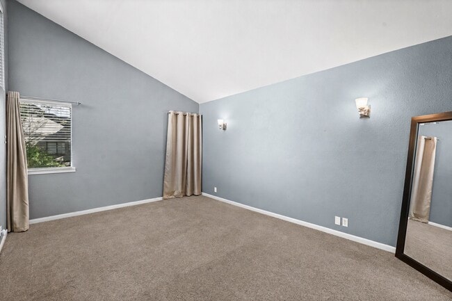 Building Photo - 1556 Prairie Grove Dr