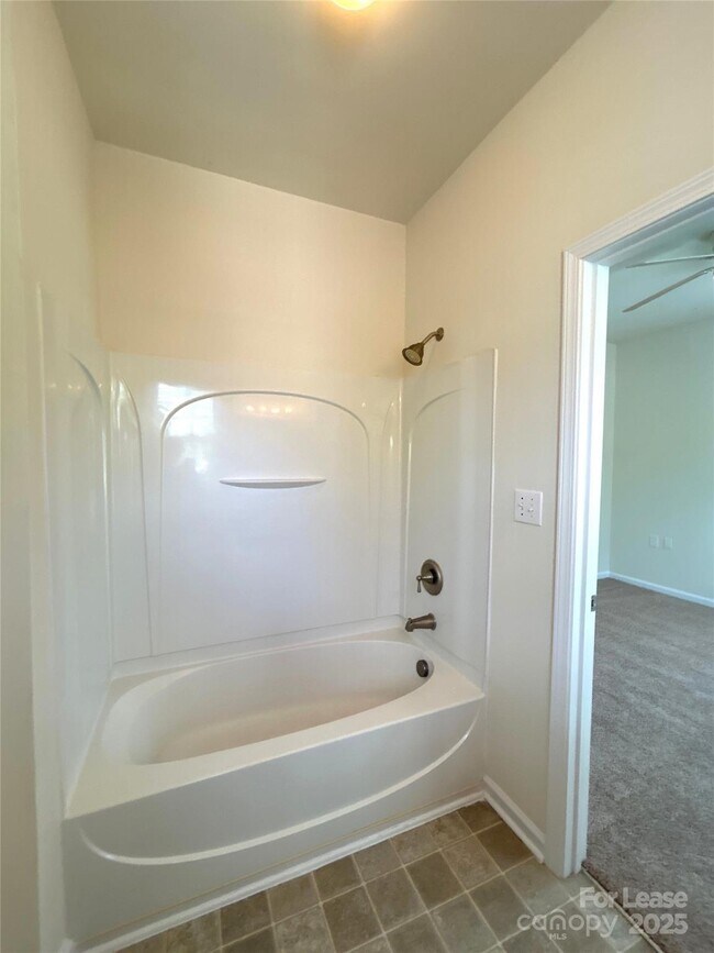 Building Photo - 15415 St Christopher Ct