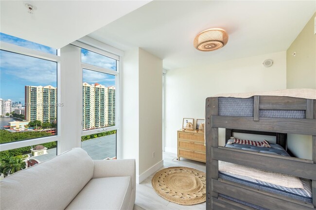 Building Photo - 400 Sunny Isles Blvd