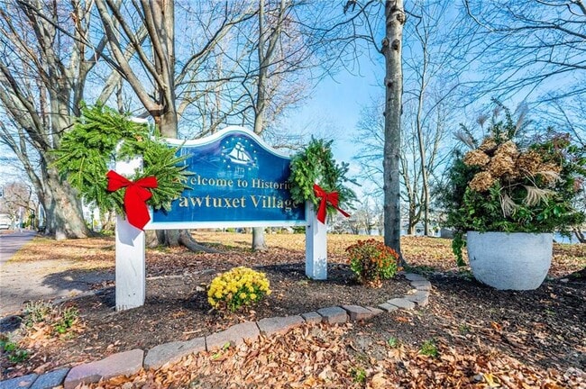 Building Photo - 73 Bayside Ave