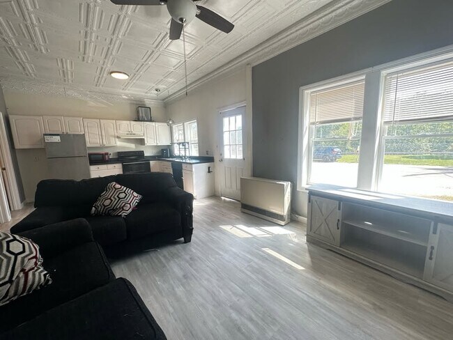 Primary Photo - 12 Dawson St