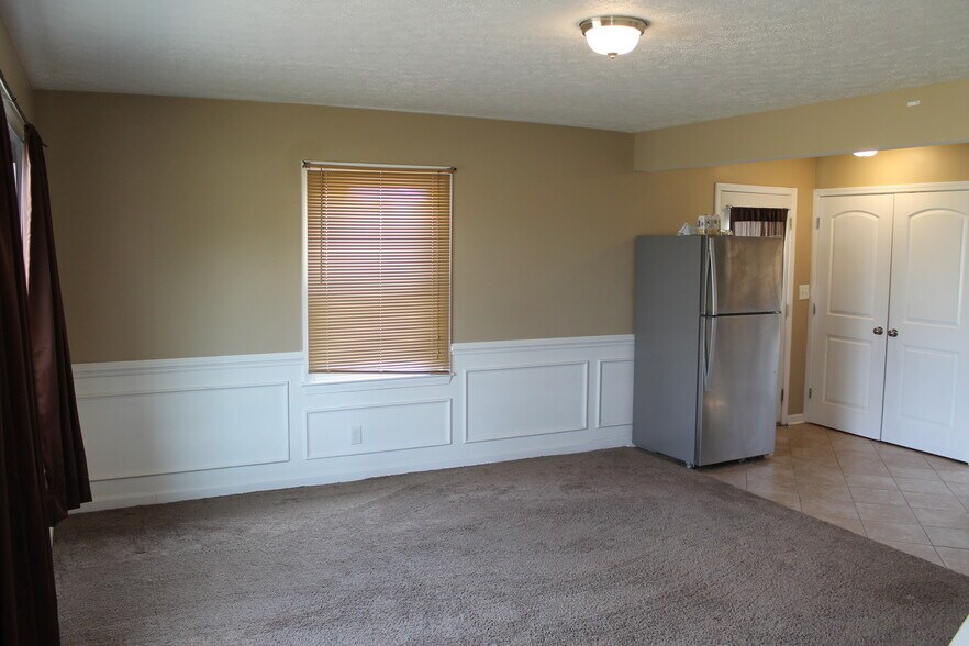 Building Photo - 5516 Brokers Tip Ln