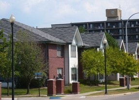 Building Photo - Manchester Place Apartments