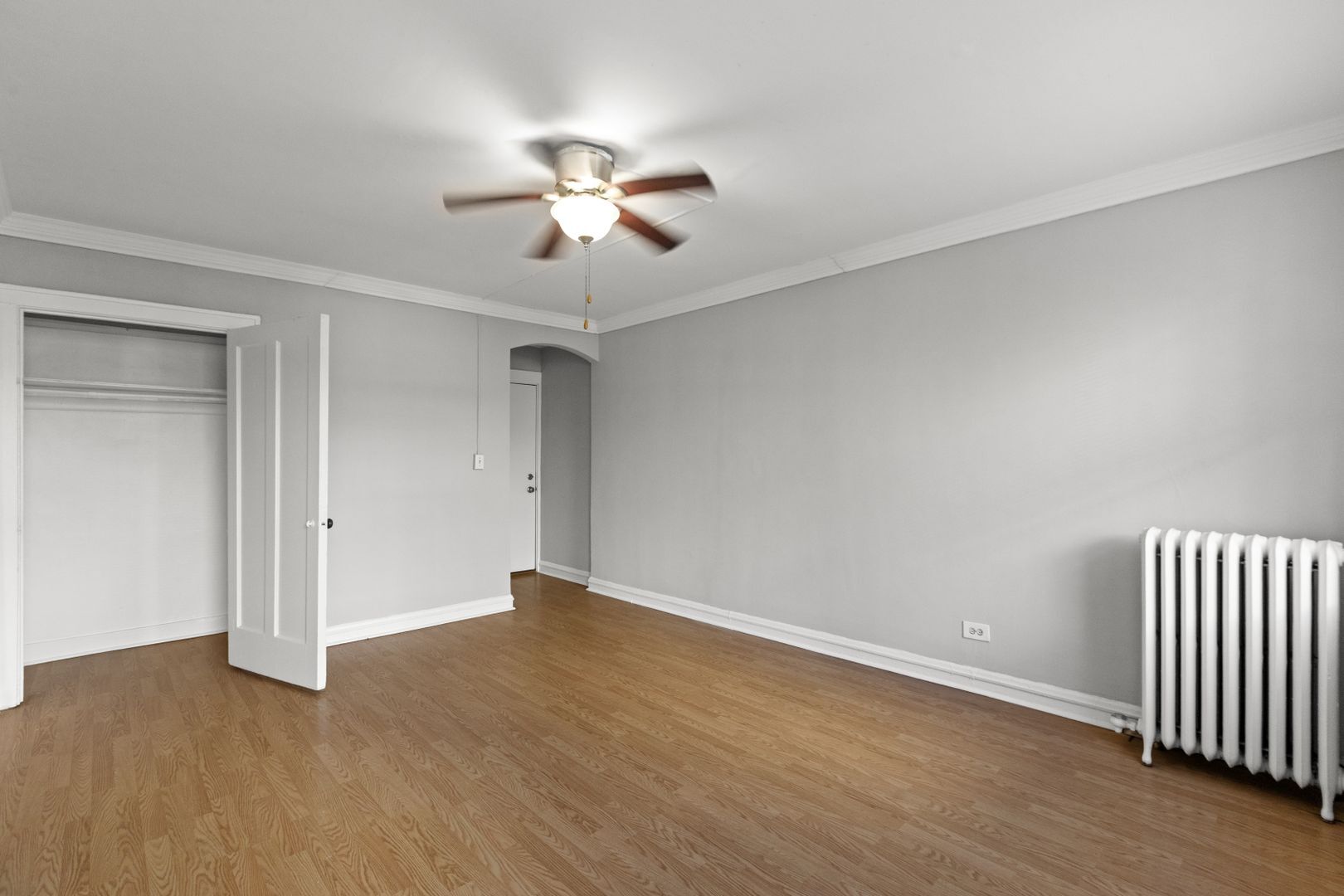 Building Photo - 630 W Sheridan Rd