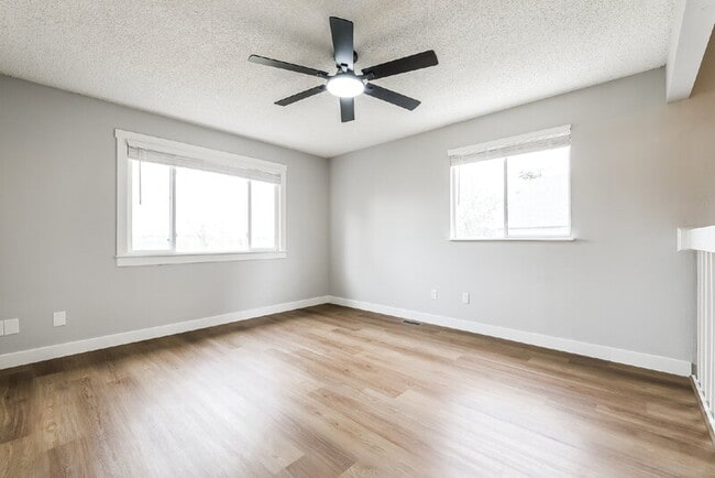 Building Photo - 17641 E Temple Dr