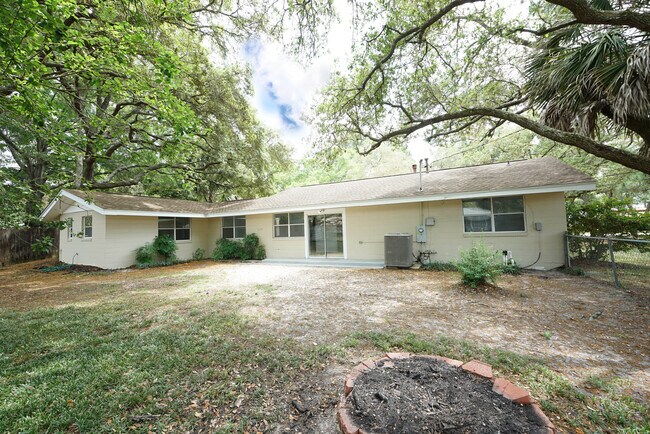 Building Photo - 62 Meigs Dr