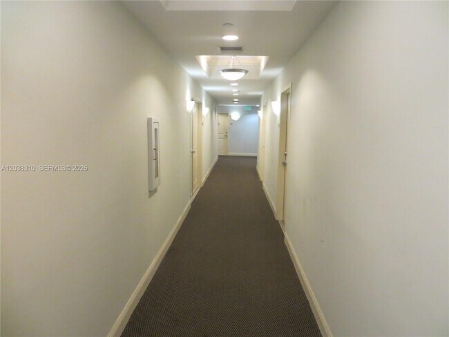 Building Photo - 111 E Flagler St
