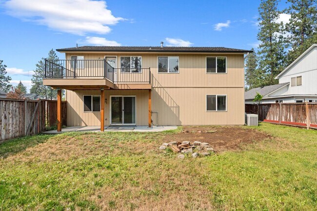 Building Photo - 3408 E 48th Ct