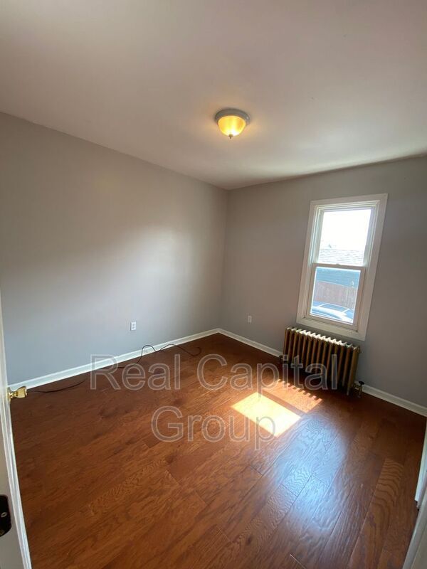 Building Photo - 41 Pleasant Pkwy