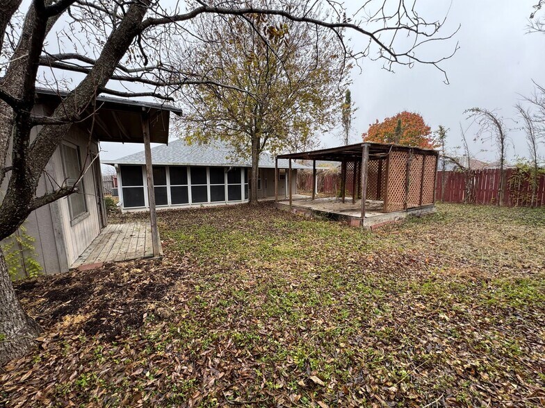 Building Photo - 3303 Trey Ln