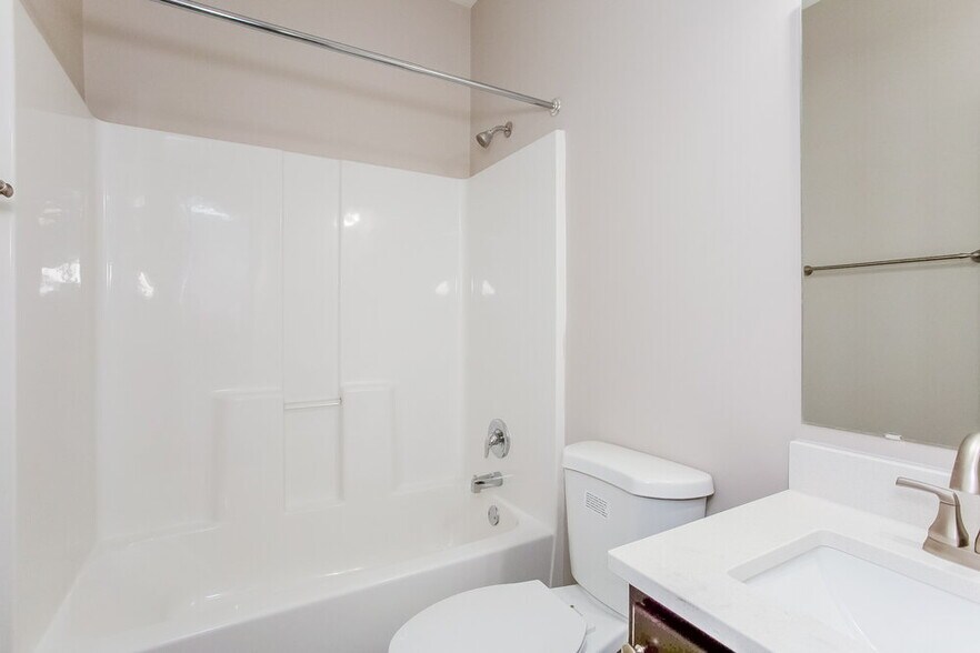 Building Photo - 2232 Schoolmarm Dr