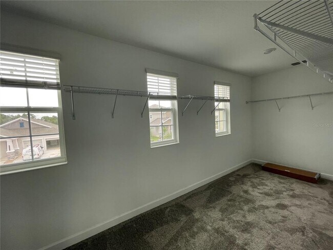 Building Photo - 11029 Robert Frost Dr