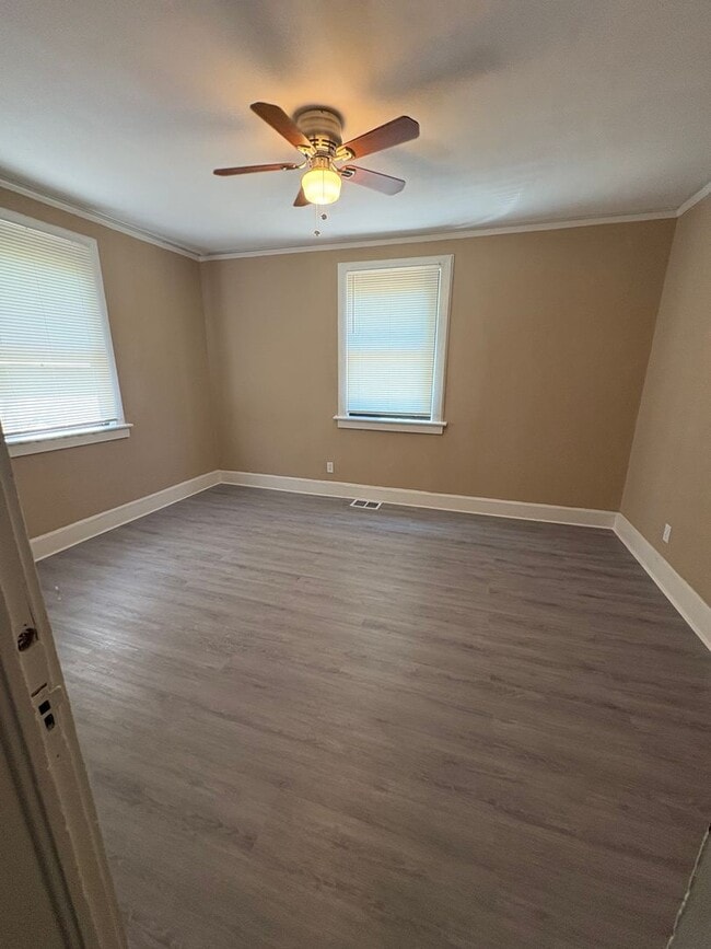 Building Photo - 3 Bedroom 2 Bath Home Near Augusta Road !!! Freshly Renovated