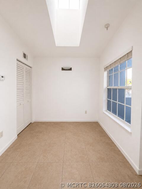 Building Photo - 1000 Crystal Way