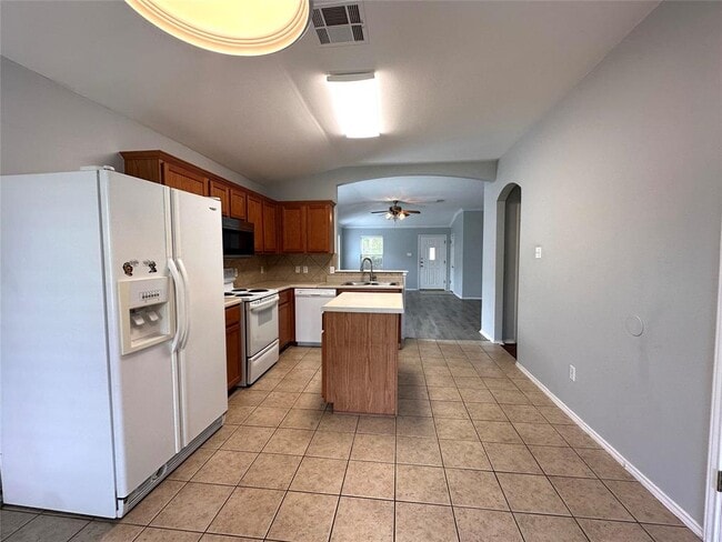 Building Photo - 202 Lucky Clover Ln