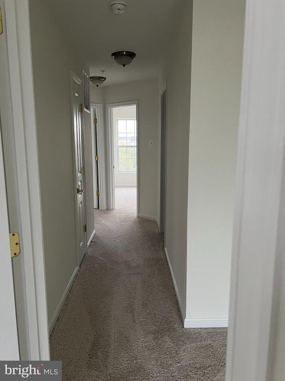 Building Photo - 1822 Wheyfield Dr