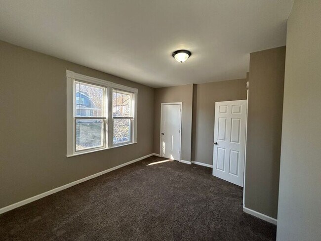 Building Photo - 1324 Beech Ave