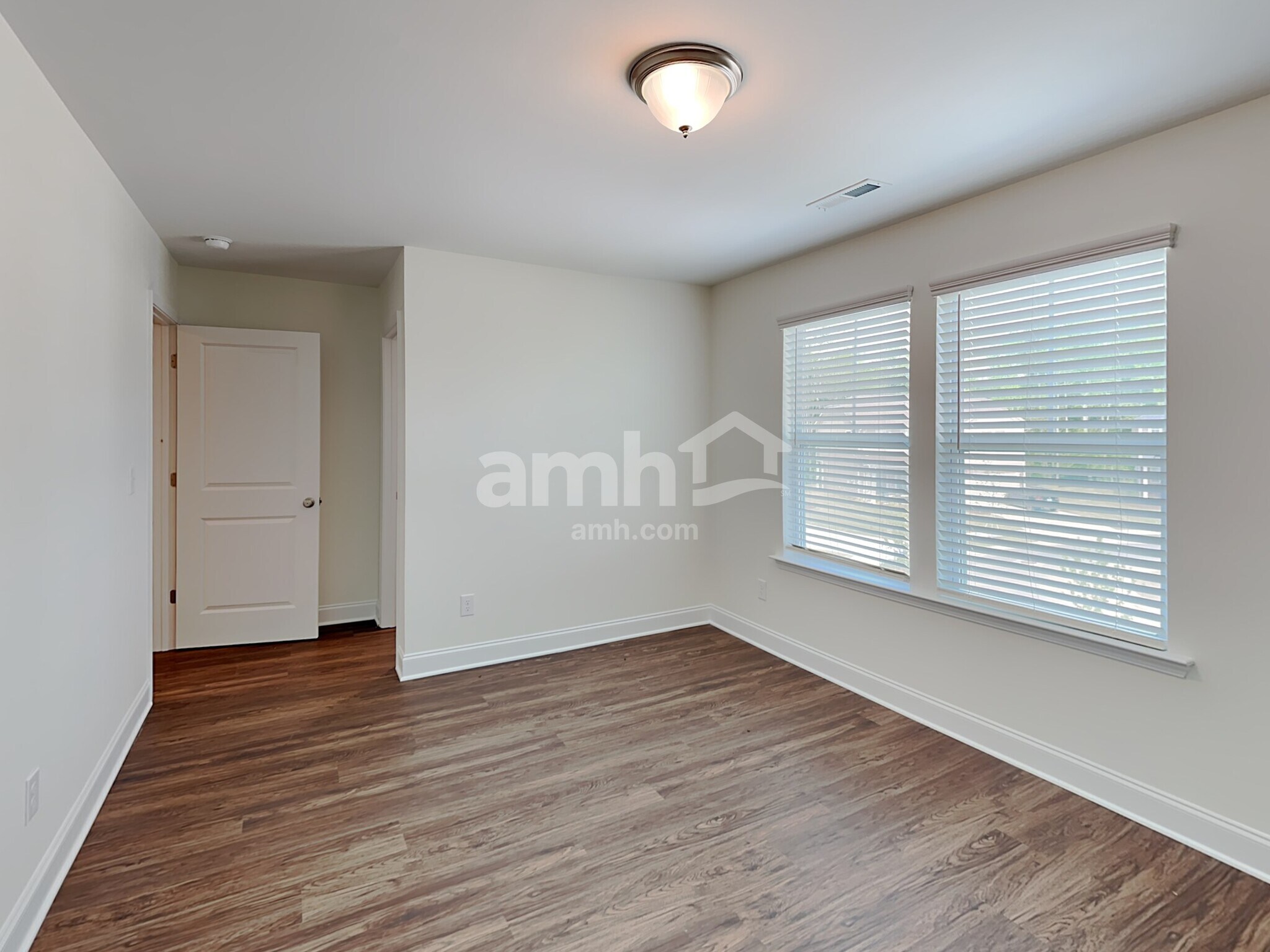 Building Photo - 2170 Brook Enclave Trail