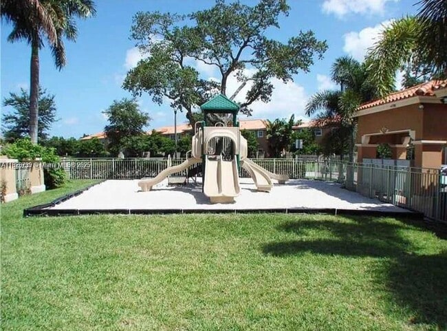 Primary Photo - 4931 N Harbor Isles Dr