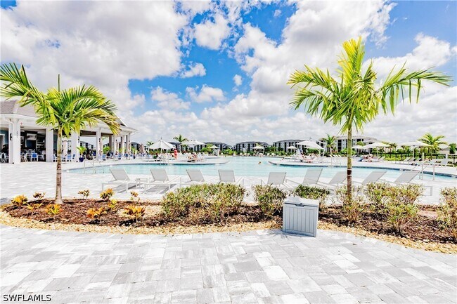 Building Photo - 5807 Double Eagle Cir