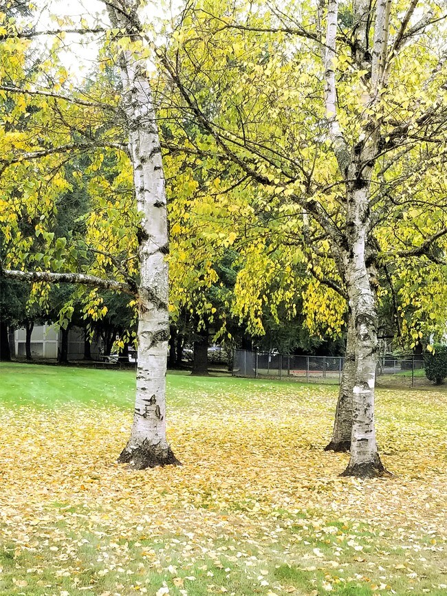 Building Photo - 1229 NE Hogan Pl