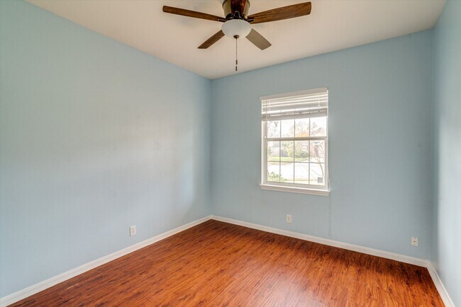 Building Photo - 2300 Wisteria Way