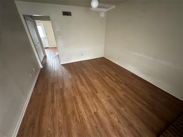 Building Photo - 5837 Shadydell Dr