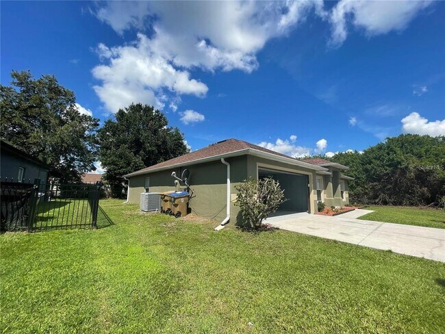 Building Photo - 949 Salerno Ct