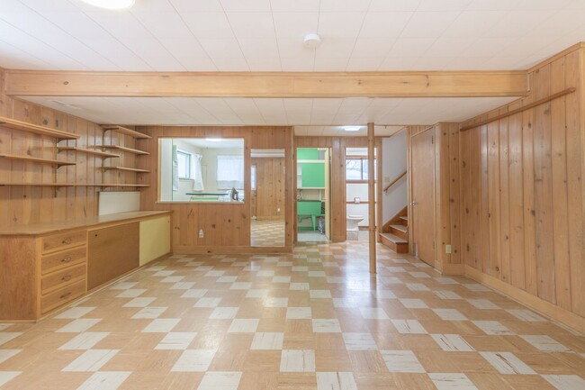 Building Photo - Great Roseville Home, Moundsview Schools, ...