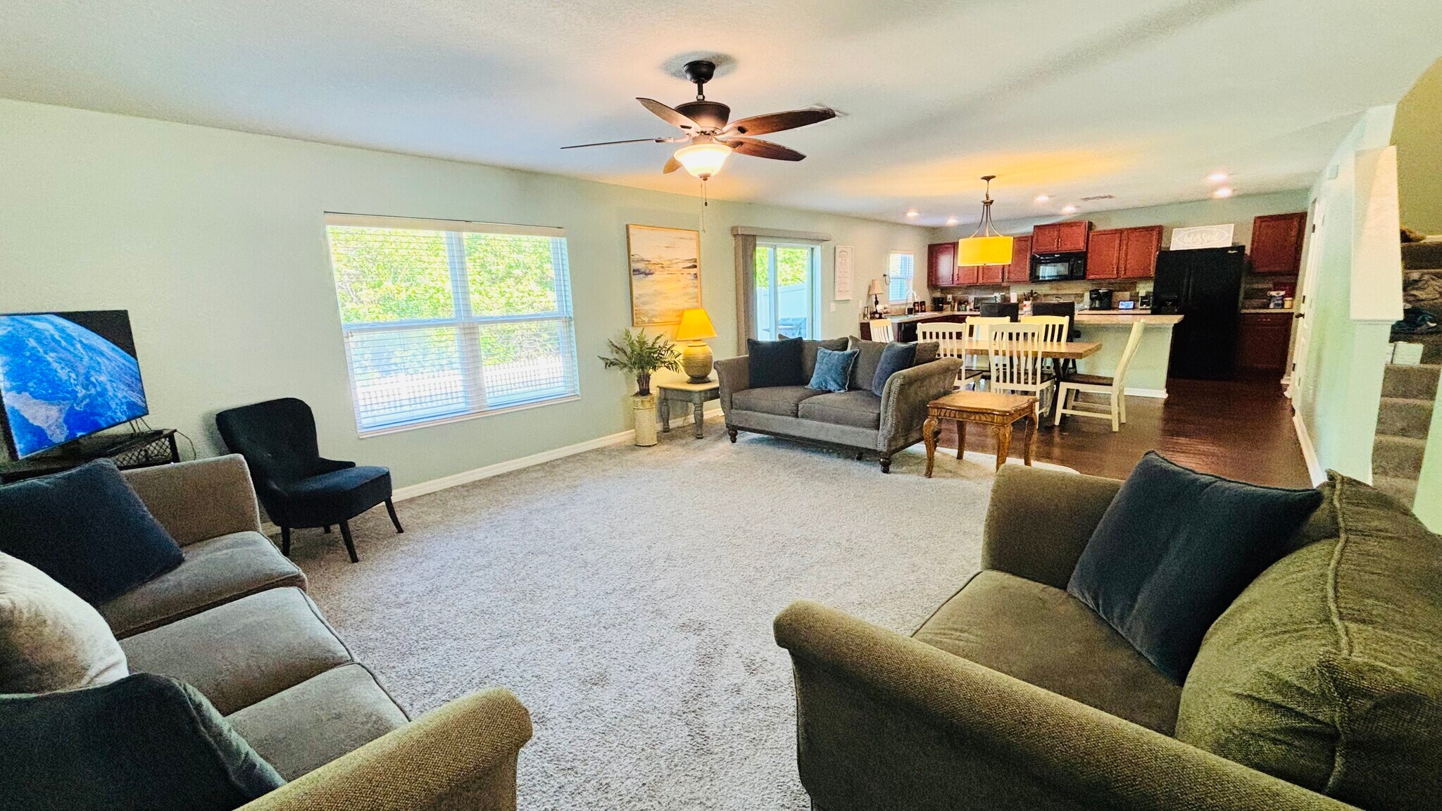 Open floor plan - 11521 Southern Creek Dr
