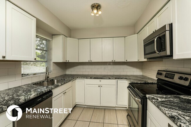 Building Photo - 830 N Tuxedo Ave