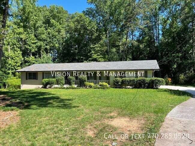 Building Photo - 4125 Flat Shoals Rd