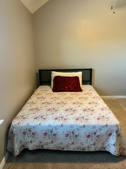 Building Photo - 169 Oyster Creek