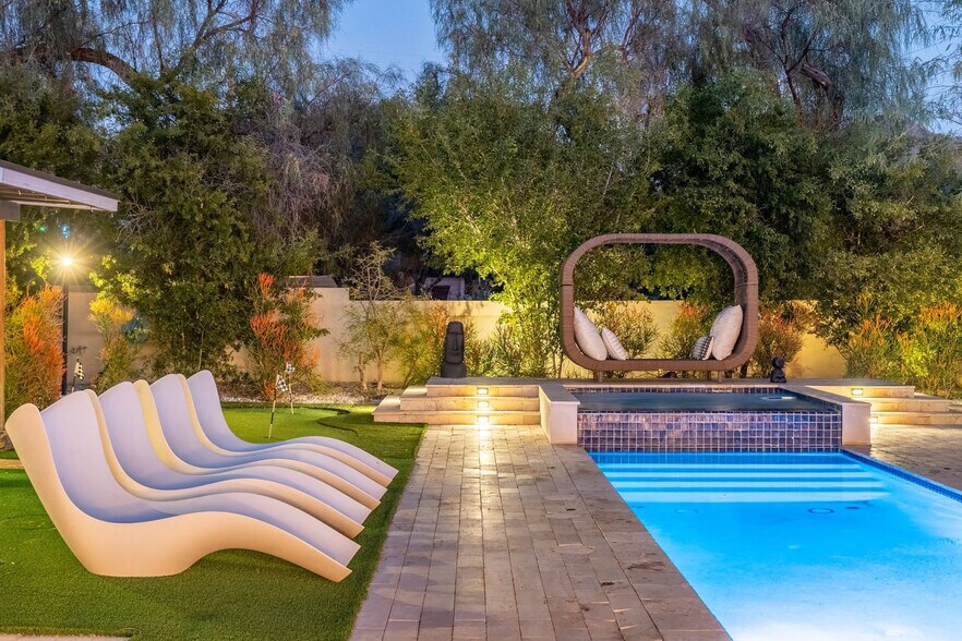 Building Photo - 4129 E Palo Verde Dr