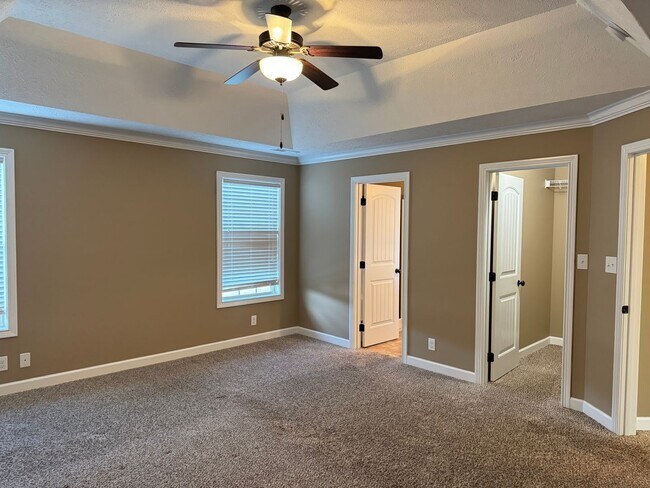 Building Photo - Crosswinds Subdivision! Beautiful 2 Story ...