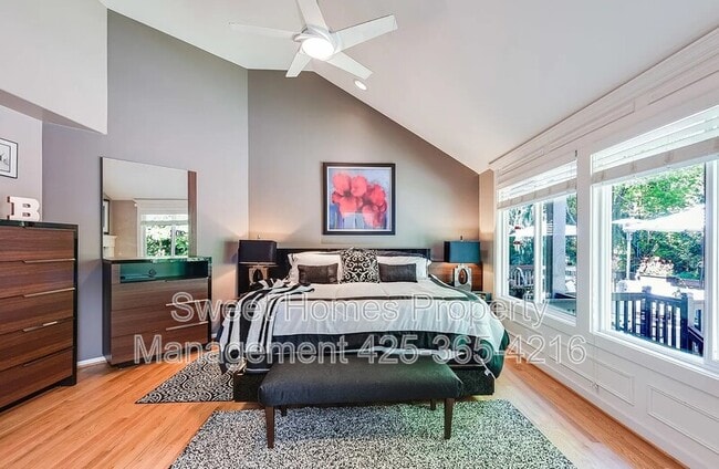 Building Photo - 5571 178th Ave SE