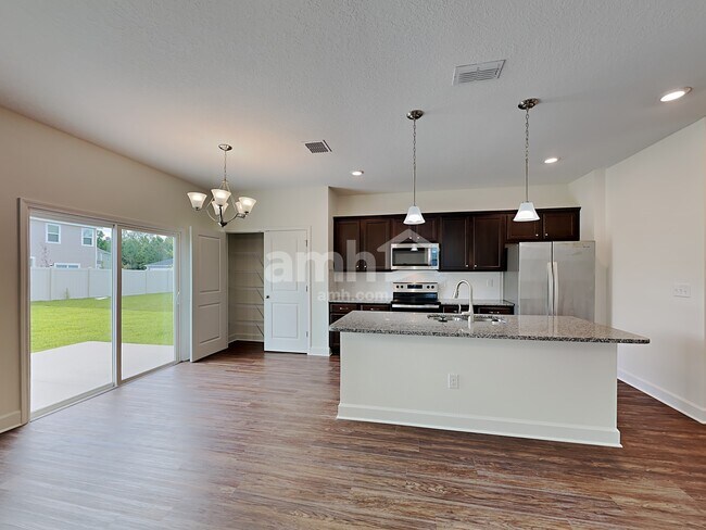 Building Photo - 5834 Hampton Creek Rd