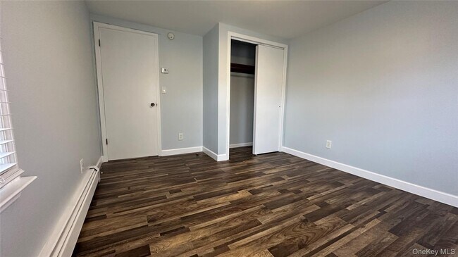 Building Photo - 273 N Washington St