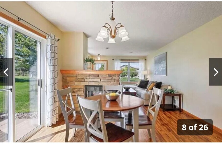 Building Photo - 3239 Oak View Dr
